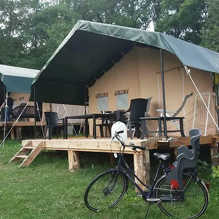 Lüks kamp alanı Safari Tent At Camping Le Roptai *