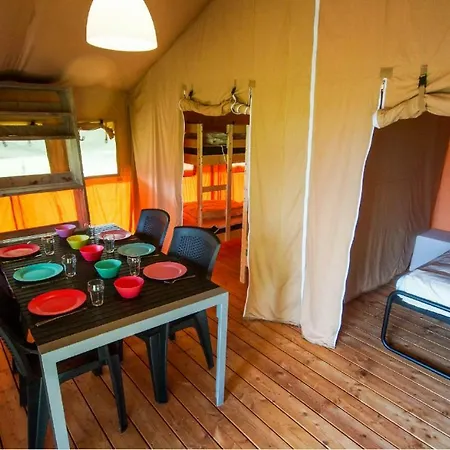 Safari Tent At Camping Le Roptai Rochefort
