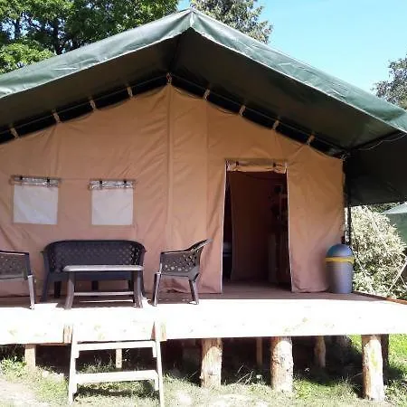 Safari Tent At Camping Le Roptai Lüks kamp alanı *